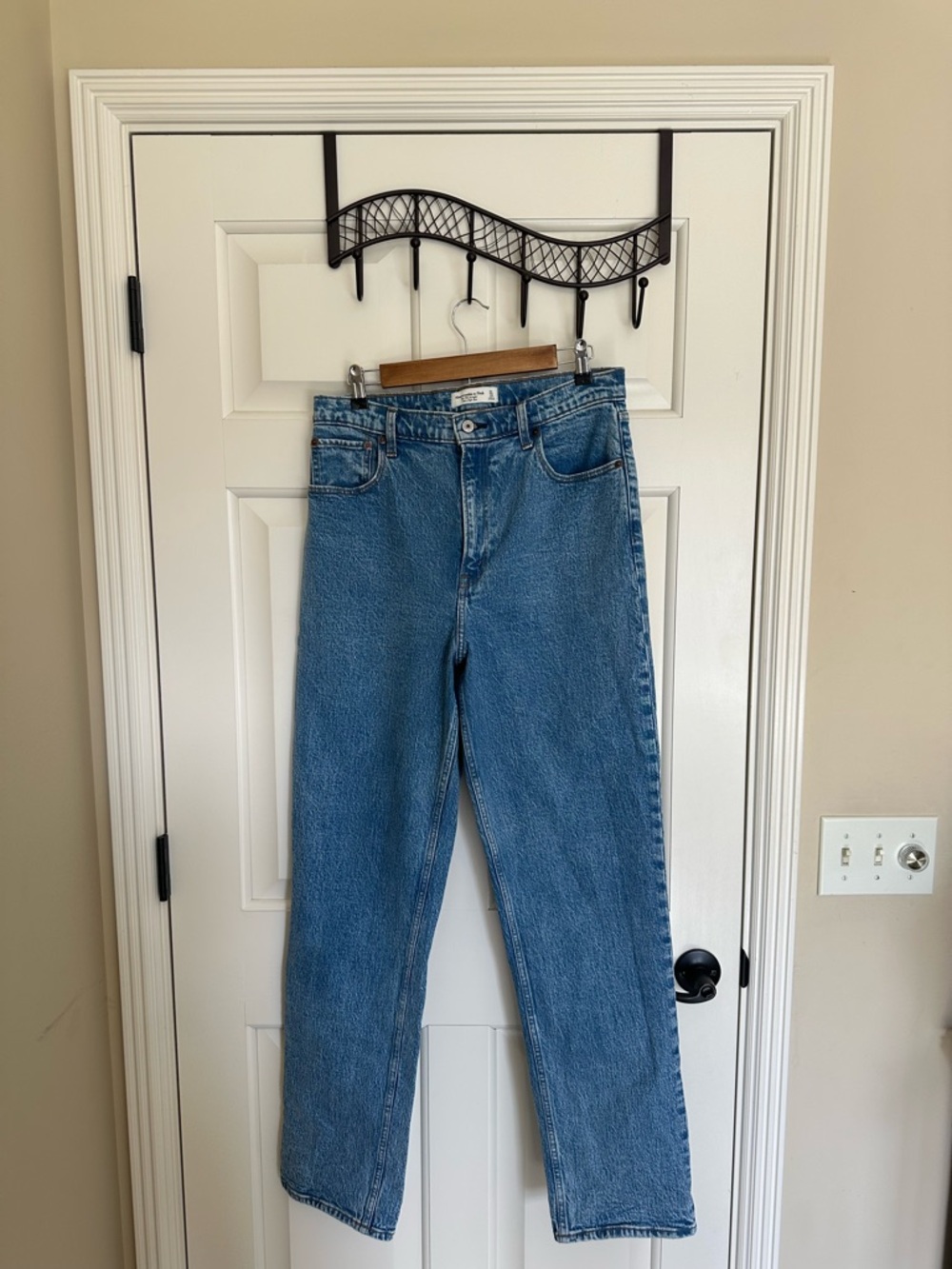 Abercrombie & Fitch Straight-Leg Denim Jeans in Blue